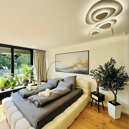 Wellness - Pool, Sauna, E-bikes Direkt Am